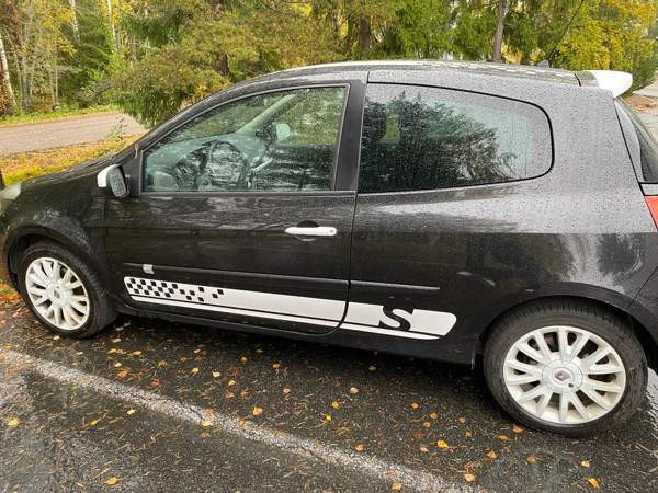 Renault Clio Tampere - valokuva 2