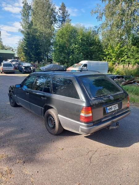 Mercedes-Benz 250 Nurmijaervi - photo 2