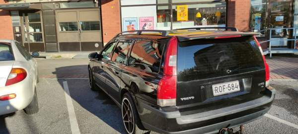 Volvo V70 Kaarina - valokuva 2