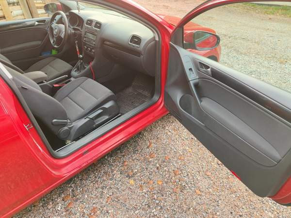 Volkswagen Golf Порвоо - изображение 8