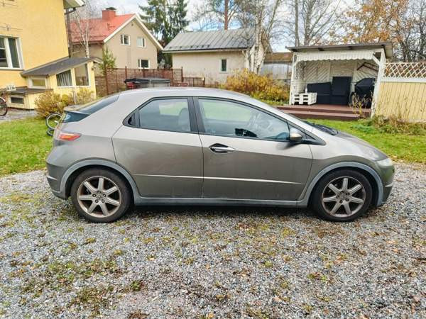 Honda Civic Tampere - valokuva 1