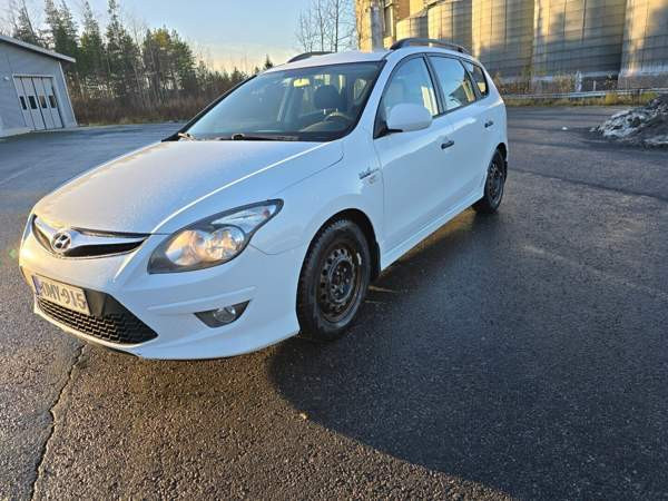 Hyundai i30 Seinaejoki - valokuva 4