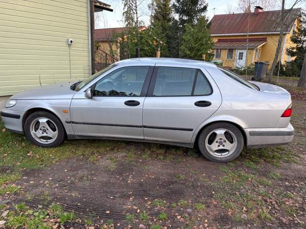 Saab 9-5 Kaarina - valokuva 1
