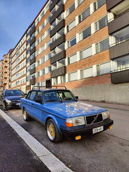 Volvo 240 Ювяскюля - изображение 1