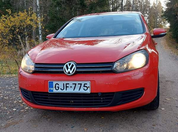 Volkswagen Golf Glebychevo - valokuva 2