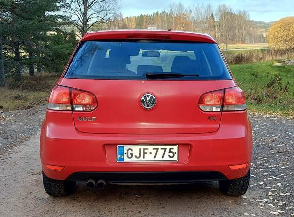 Volkswagen Golf Glebychevo - valokuva 4