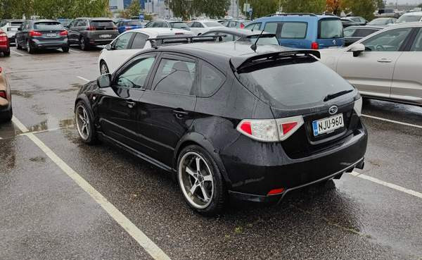 Subaru Impreza Helsinki - valokuva 1