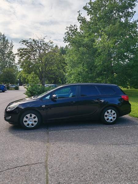 Opel Astra Kuhmoinen - изображение 4