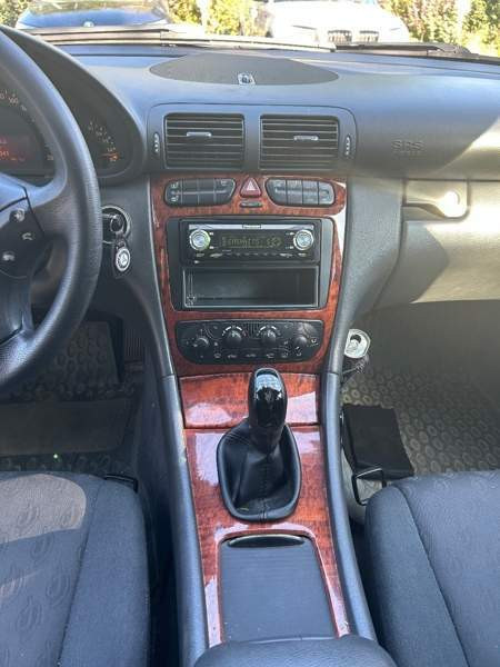 Mercedes-Benz C Vantaa - valokuva 4