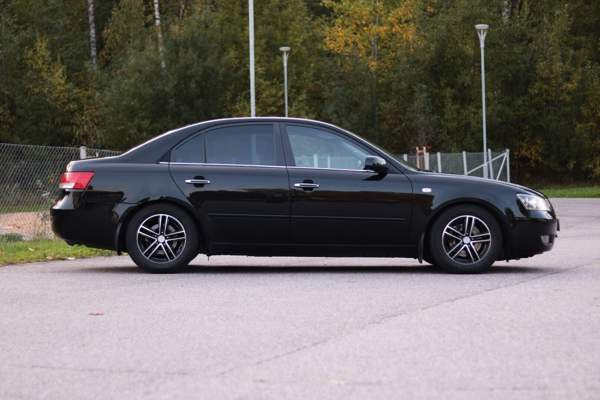 Hyundai Sonata Nurmijaervi - valokuva 3