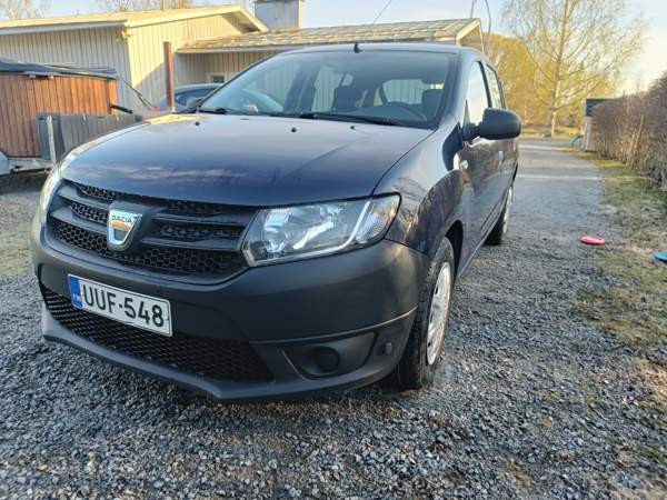 Dacia Sandero Nurmes - valokuva 1