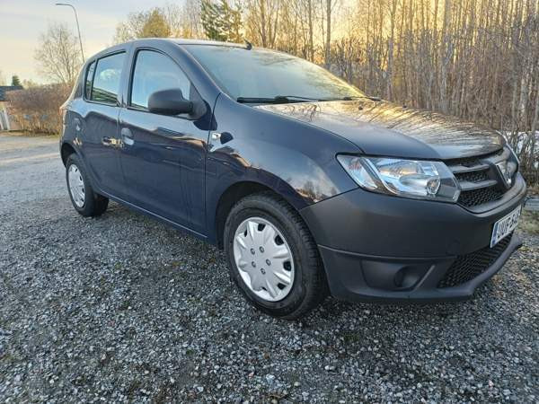 Dacia Sandero Nurmes - valokuva 2