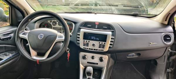 Lancia Delta Kärkölä – foto 8