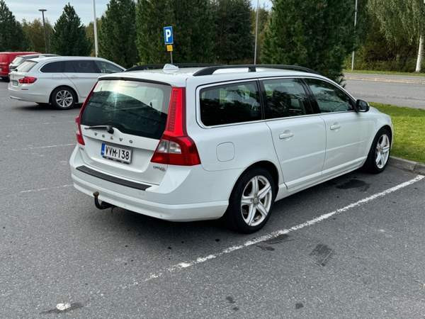 Volvo V70 Oulu - valokuva 6