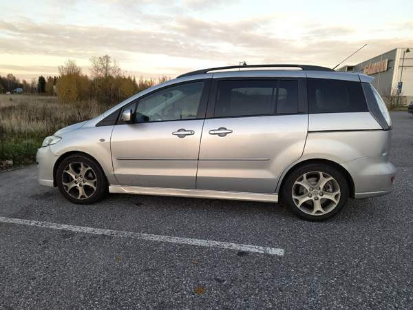 Mazda 5 Lieto - valokuva 4