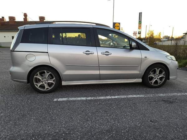 Mazda 5 Lieto - valokuva 8