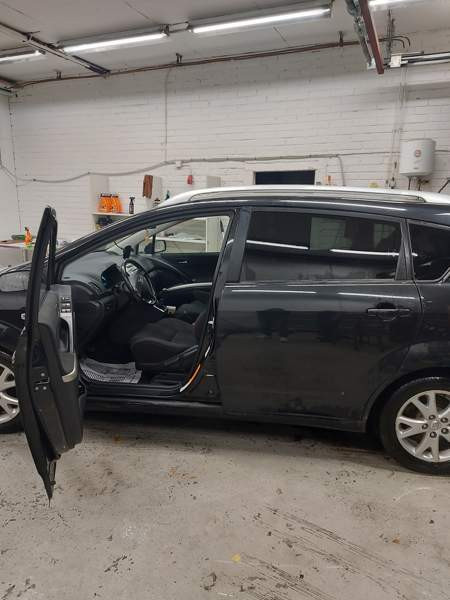 Toyota Corolla Verso Vantaa - valokuva 3