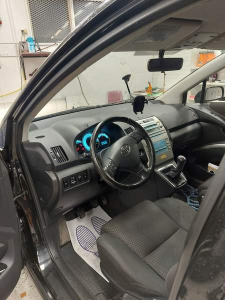 Toyota Corolla Verso Vantaa - valokuva 2