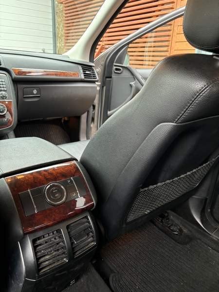 Mercedes-Benz R Maentsaelae – foto 6