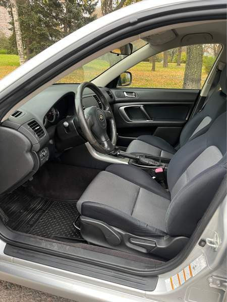 Subaru Legacy Turtkul - valokuva 6