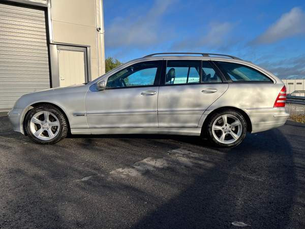 Mercedes-Benz C Nokia - valokuva 6