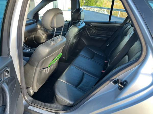 Mercedes-Benz C Nokia - valokuva 8