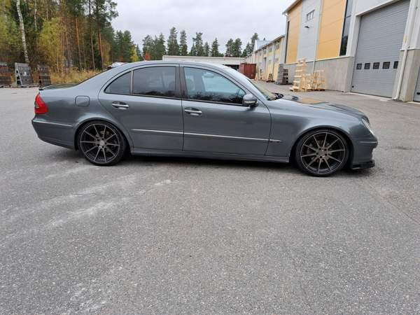 Mercedes-Benz E Nivala - valokuva 1