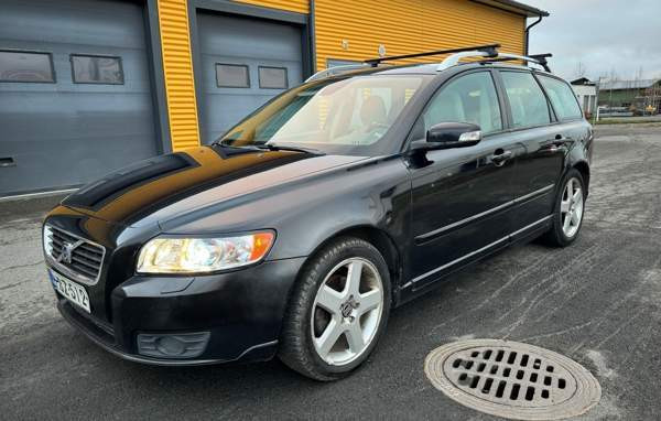Volvo V50 Янаккала - изображение 2
