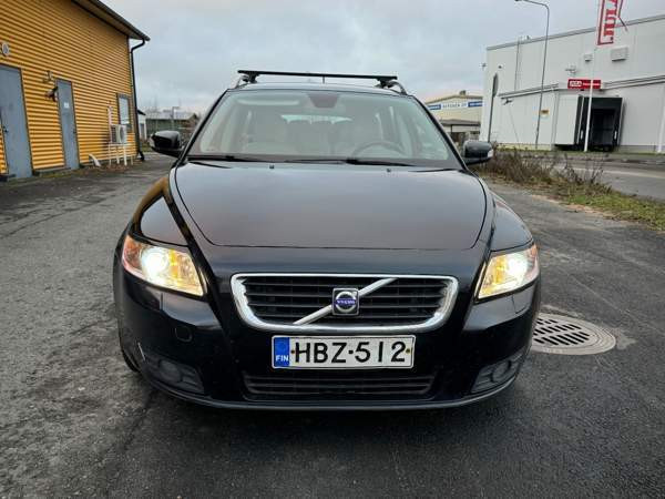 Volvo V50 Янаккала - изображение 5