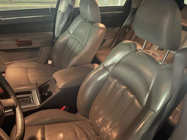 Chrysler 300C Espoo – foto 7