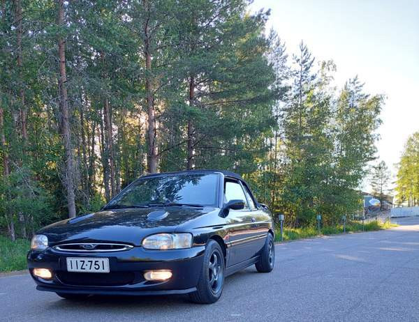 Ford Escort Sarov - valokuva 3