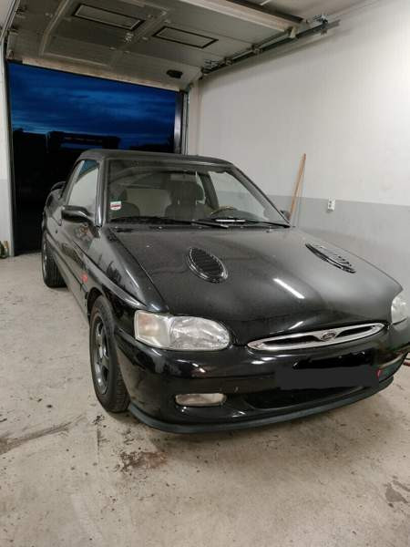 Ford Escort Sarov - valokuva 4