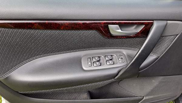 Volvo S60 Luga – foto 8