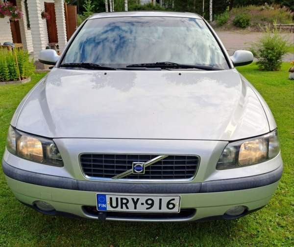 Volvo S60 Luga – foto 1