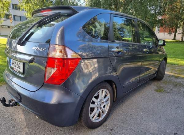 Honda FR-V Zaporiz'ka Oblast' - valokuva 2