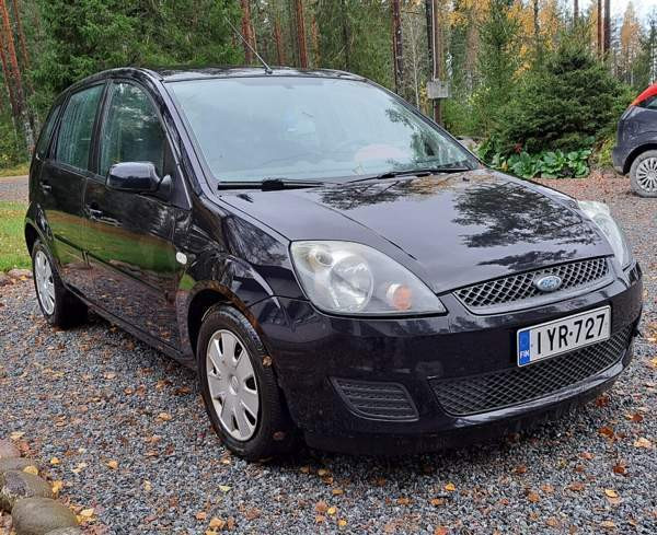 Ford Fiesta Sastamala - valokuva 2
