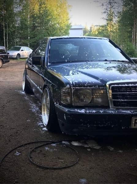 Mercedes-Benz 190 Хямеэнлинна - изображение 2