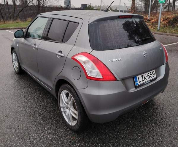 Suzuki Swift Turtkul - valokuva 6