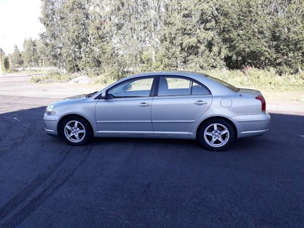 Toyota Avensis Kemin – foto 6