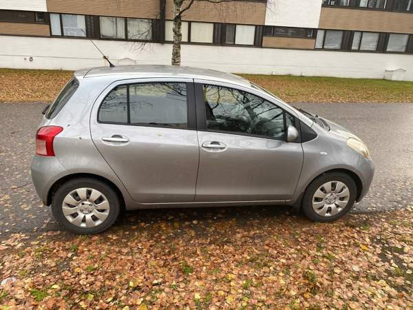 Toyota Yaris Rovaniemi - valokuva 3