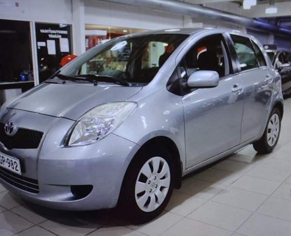 Toyota Yaris Rovaniemi - valokuva 1