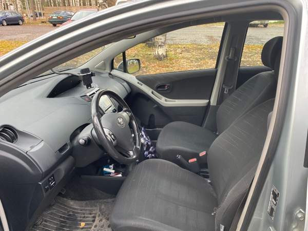 Toyota Yaris Rovaniemi - valokuva 7