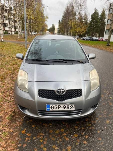 Toyota Yaris Rovaniemi - valokuva 6