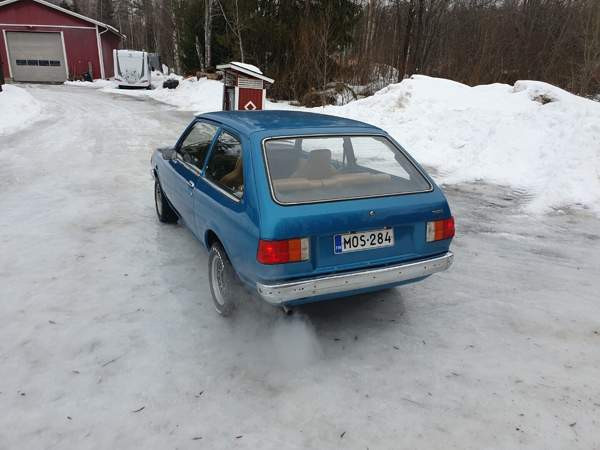 Mazda 323 Vähäkyrö - изображение 6