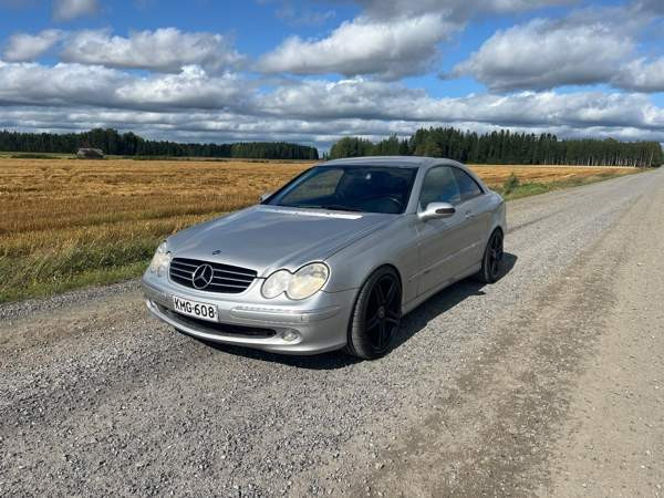 Mercedes-Benz CLK Kauhava - valokuva 1