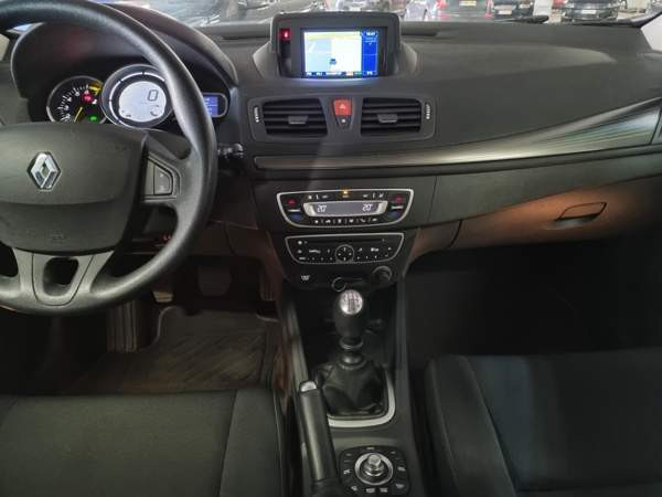 Renault Megane Вантаа - изображение 8