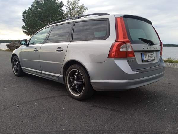 Volvo V70 Уусикаупунки - изображение 4