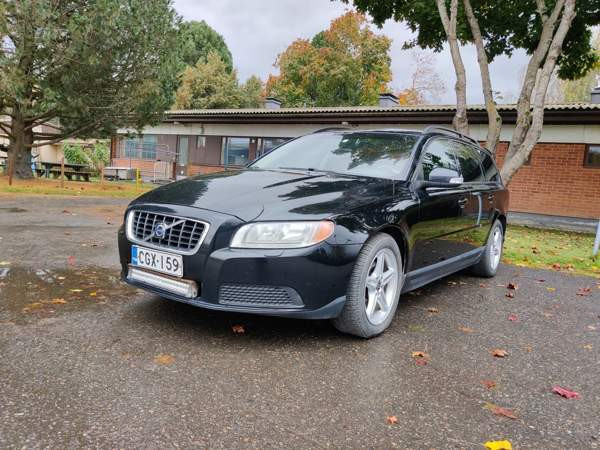 Volvo V70 Laihia - valokuva 3