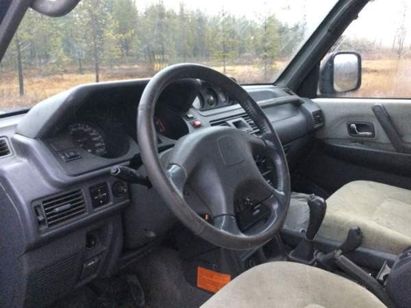 Mitsubishi Pajero Muonio - valokuva 8