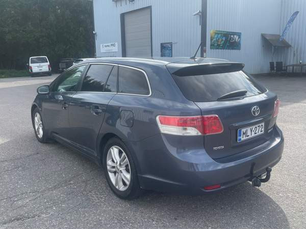 Toyota Avensis Espoo - photo 3